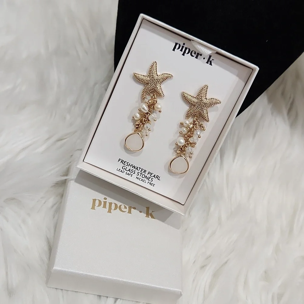 💛🔹Piper k🔹Gold Starfish Freshwater Pearl Cluster Glass Stone Dangle Earrings
